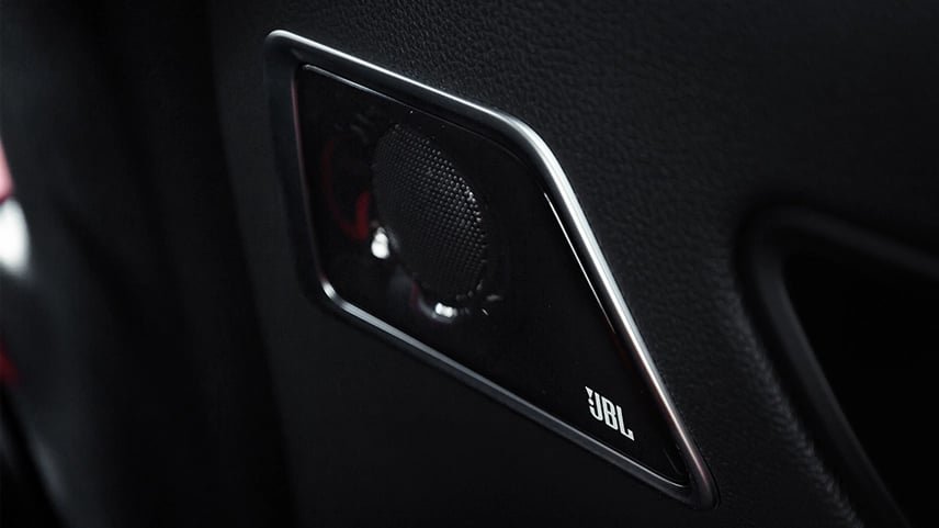 نظام صوتي من JBL